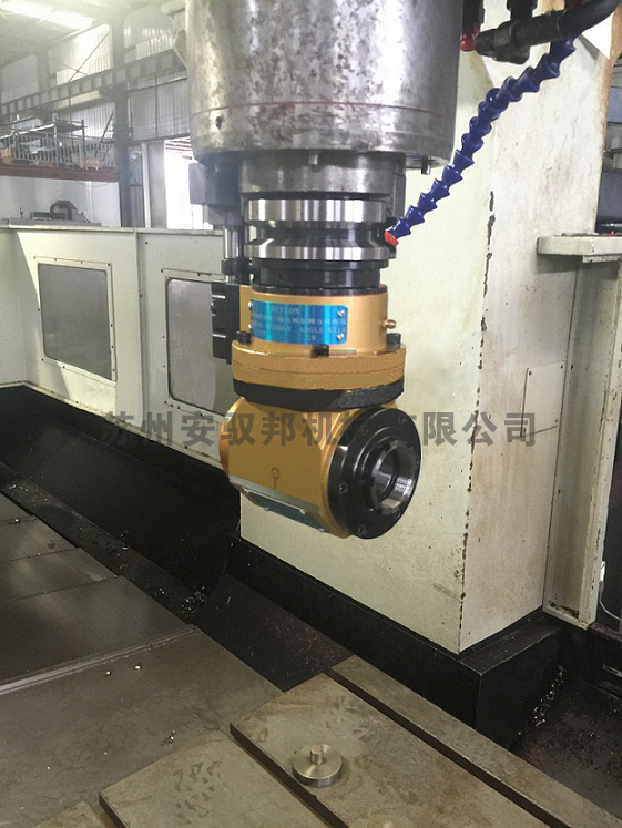 臺(tái)灣艾菲茉數(shù)控角度頭現(xiàn)場(chǎng)加工圖片