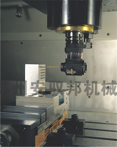 MST數控角度頭現場加工圖片